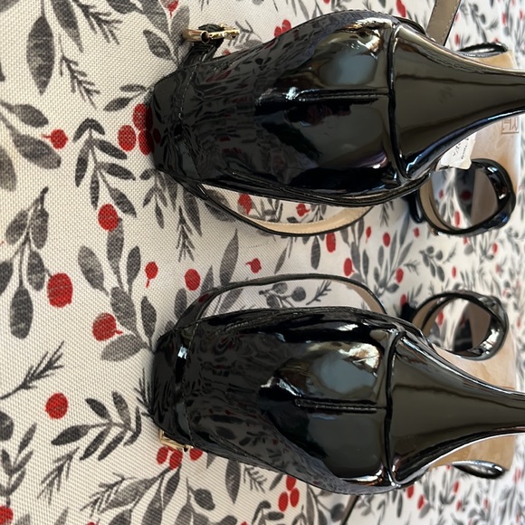 MRKT high heeled black shoe. Size 8.5. Beautiful condition. - Picture 6 of 8